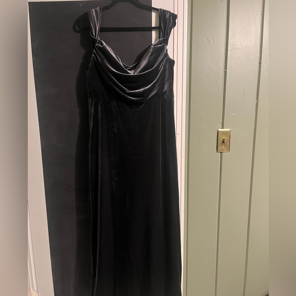 Revelry Navy Blue Velvet Maxi Dress